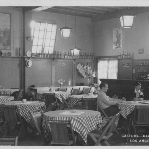 Photograph of the Deutsches Haus Tavern