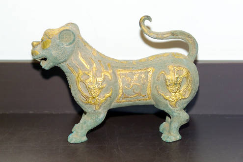 Bronze tiger with gilding
